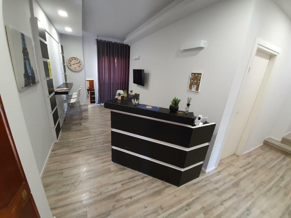 Affittacamere Umberto I Φολίνιο Εξωτερικό φωτογραφία